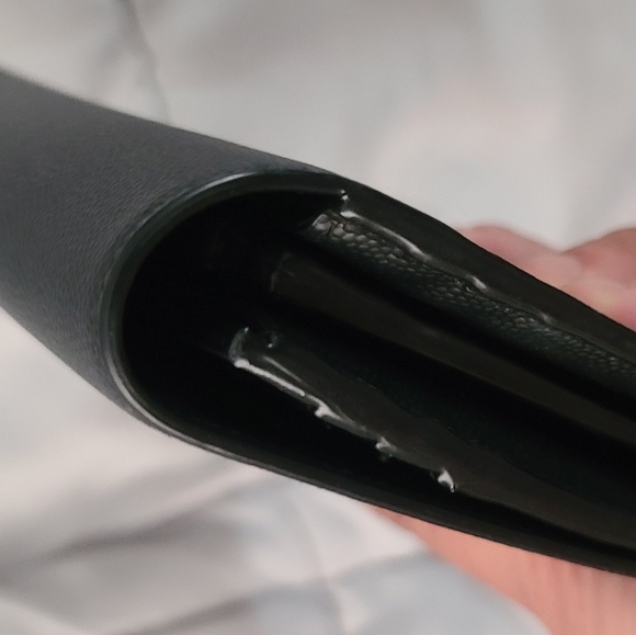 Authentic YSL black leather long wallet - Picture 15 of 15